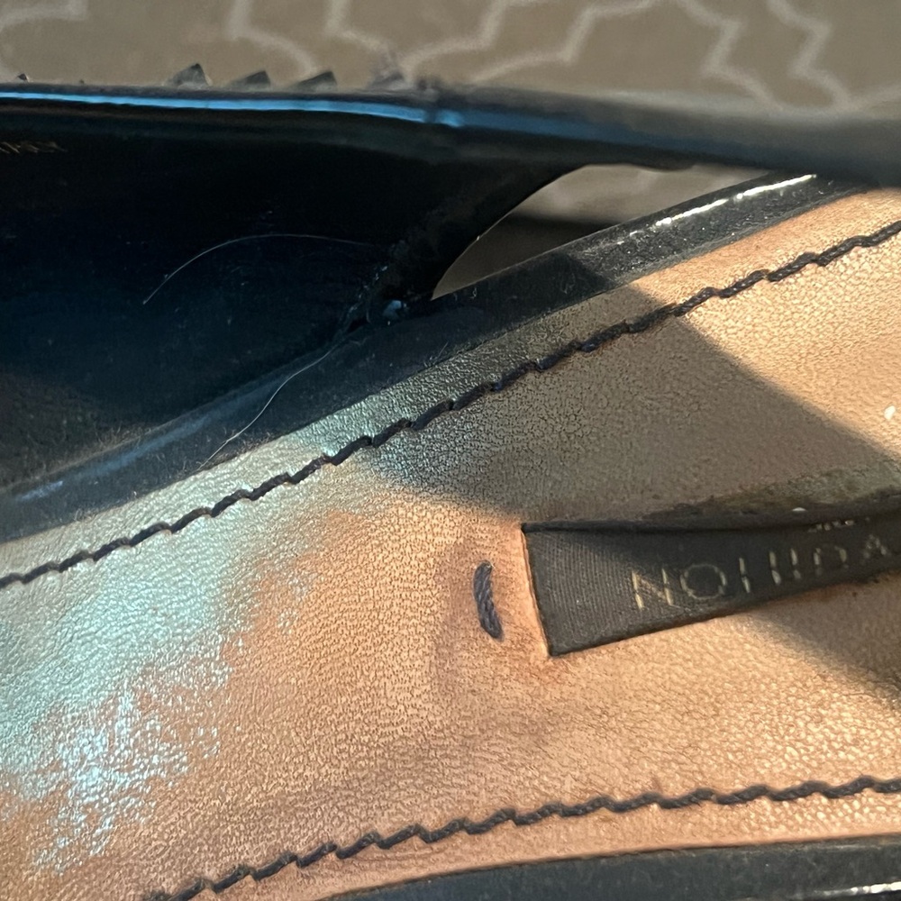 Louis Vuitton espadrille.. black gently worn - Picture 6 of 8